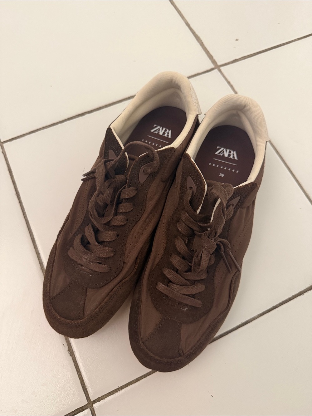 Zara Brown Suede Low-Top Sneakers